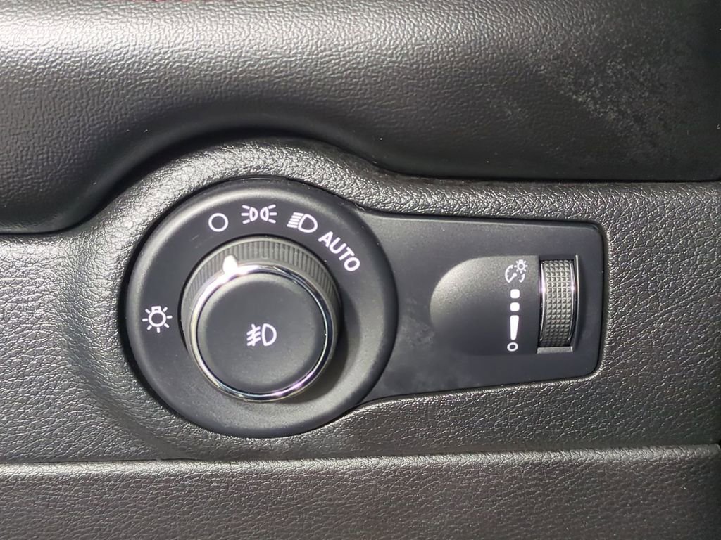 Used 2023 Dodge Durango R/T image 31