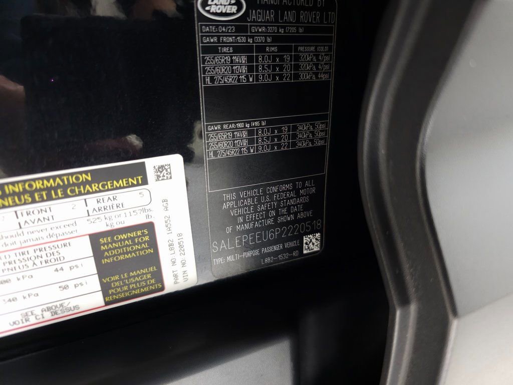 Used 2023 Land Rover Defender 110 SE image 38