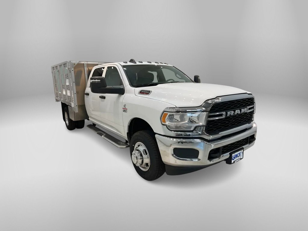 New 2024 RAM 3500 Tradesman w/ Chrome Appearance Group image 5