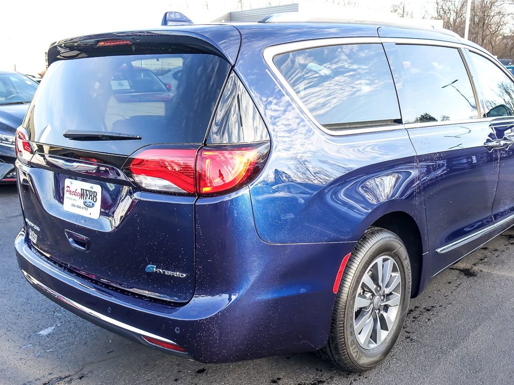 Used 2020 Chrysler Pacifica Limited FWD image 8
