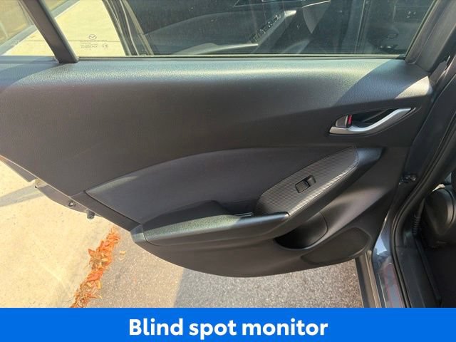 Used 2015 MAZDA MAZDA3 i Touring FWD image 10
