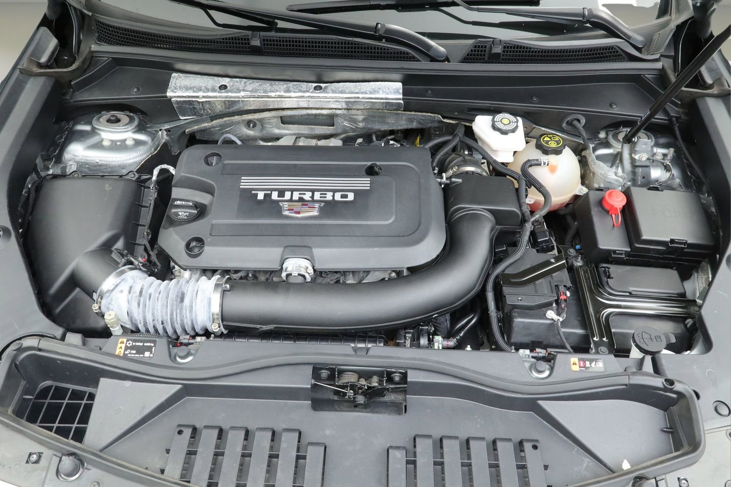 Certified 2024 Cadillac XT4 Premium Luxury image 28