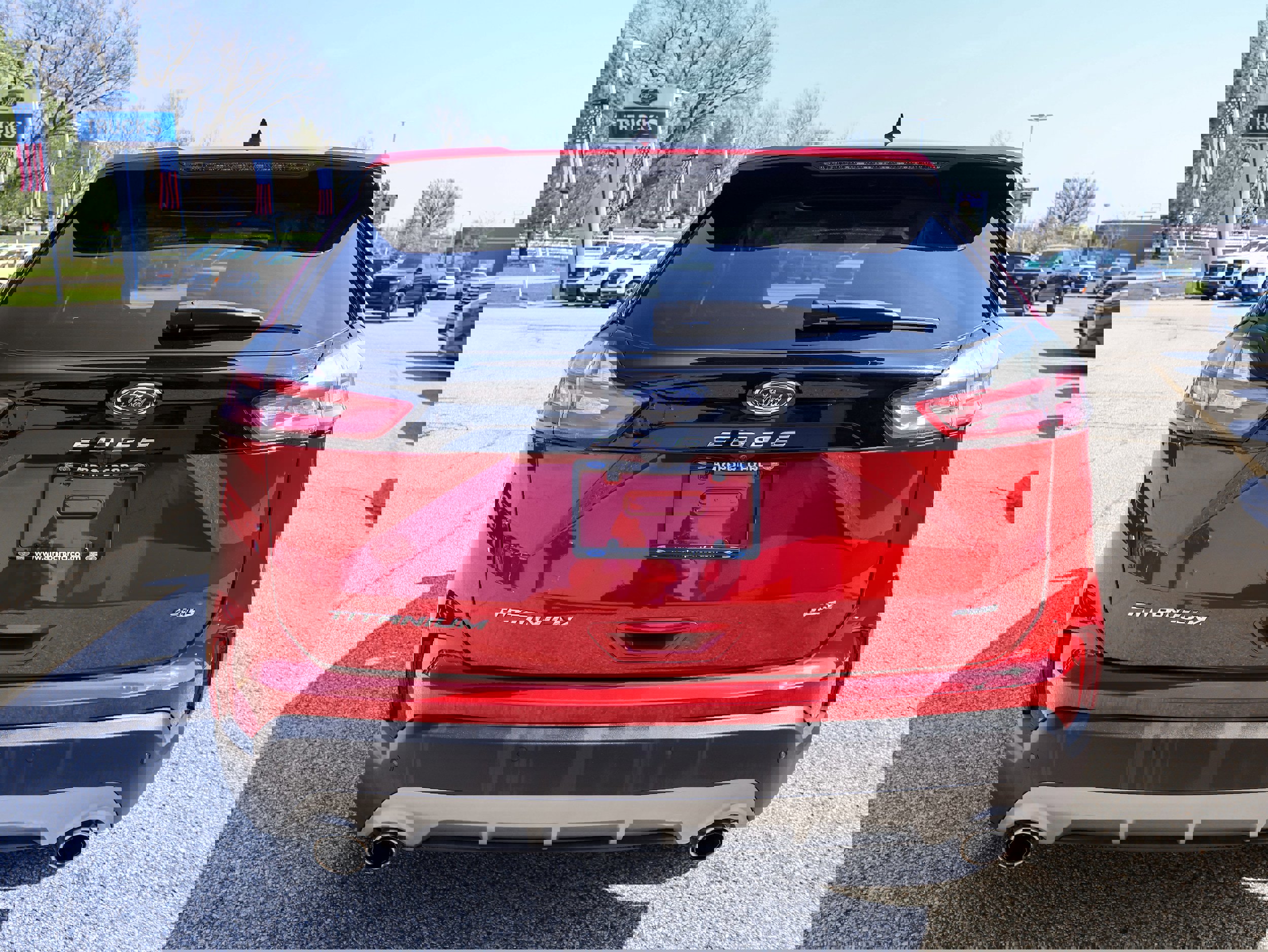 Used 2024 Ford Edge Titanium w/ Equipment Group 301A image 4