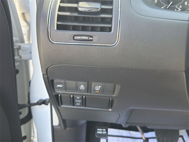 Used 2021 Nissan Armada Platinum image 17