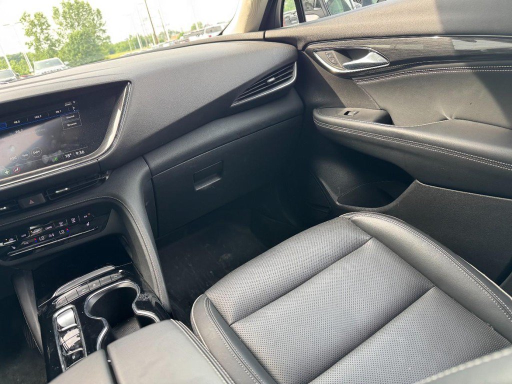 Used 2023 Buick Envision Essence FWD image 18