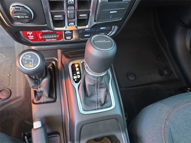 New 2025 Jeep Gladiator Rubicon image 19