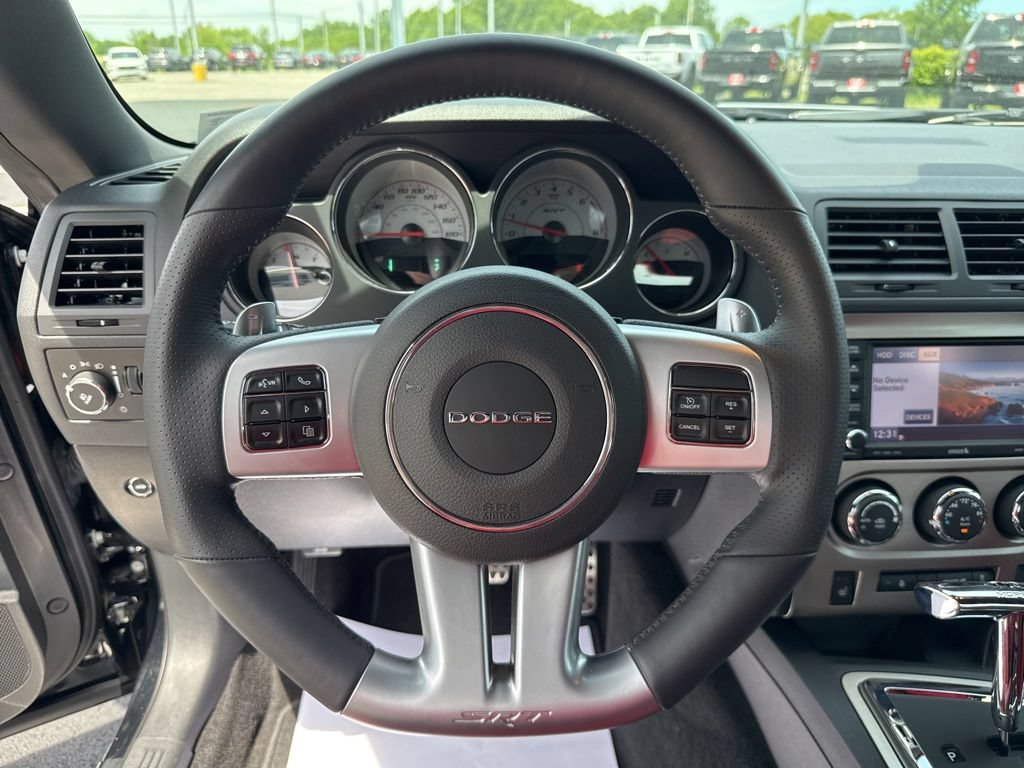 Used 2014 Dodge Challenger SRT8 w/ Harman/Kardon Audio Group RWD image 15
