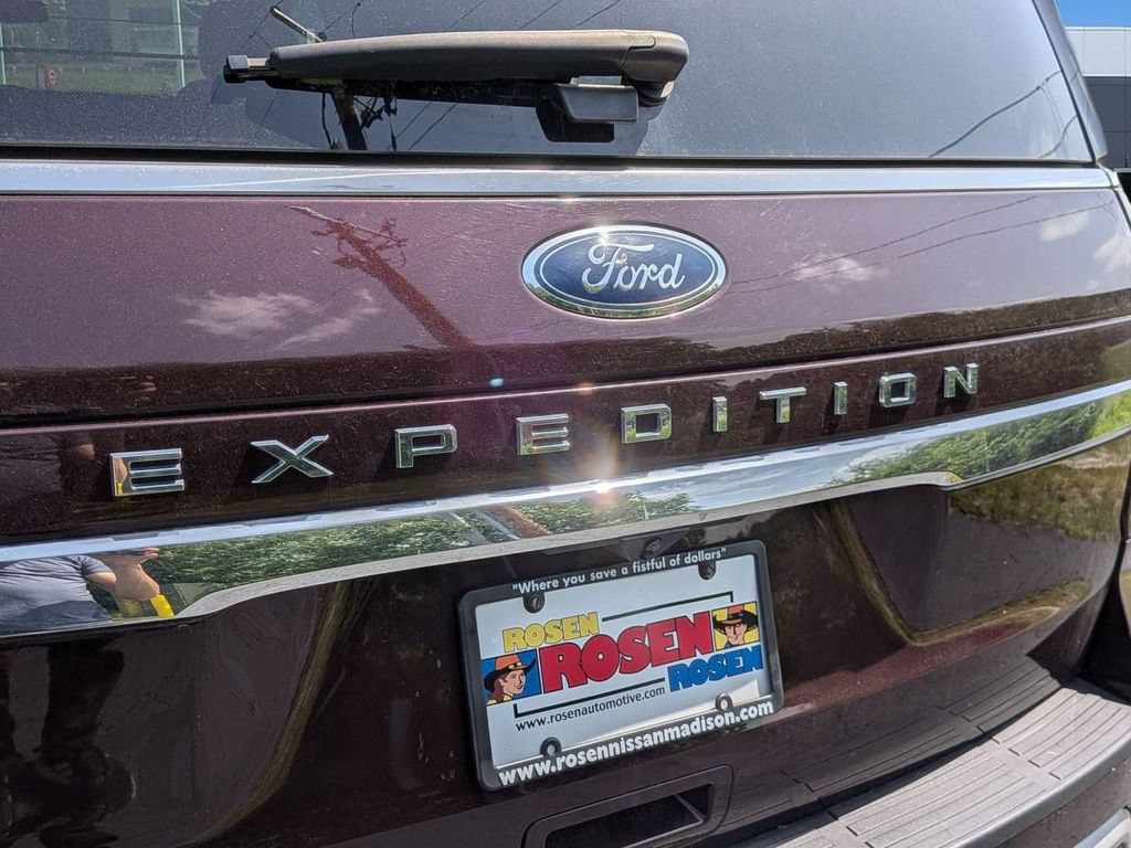 Used 2023 Ford Expedition Limited AWD/4WD image 10