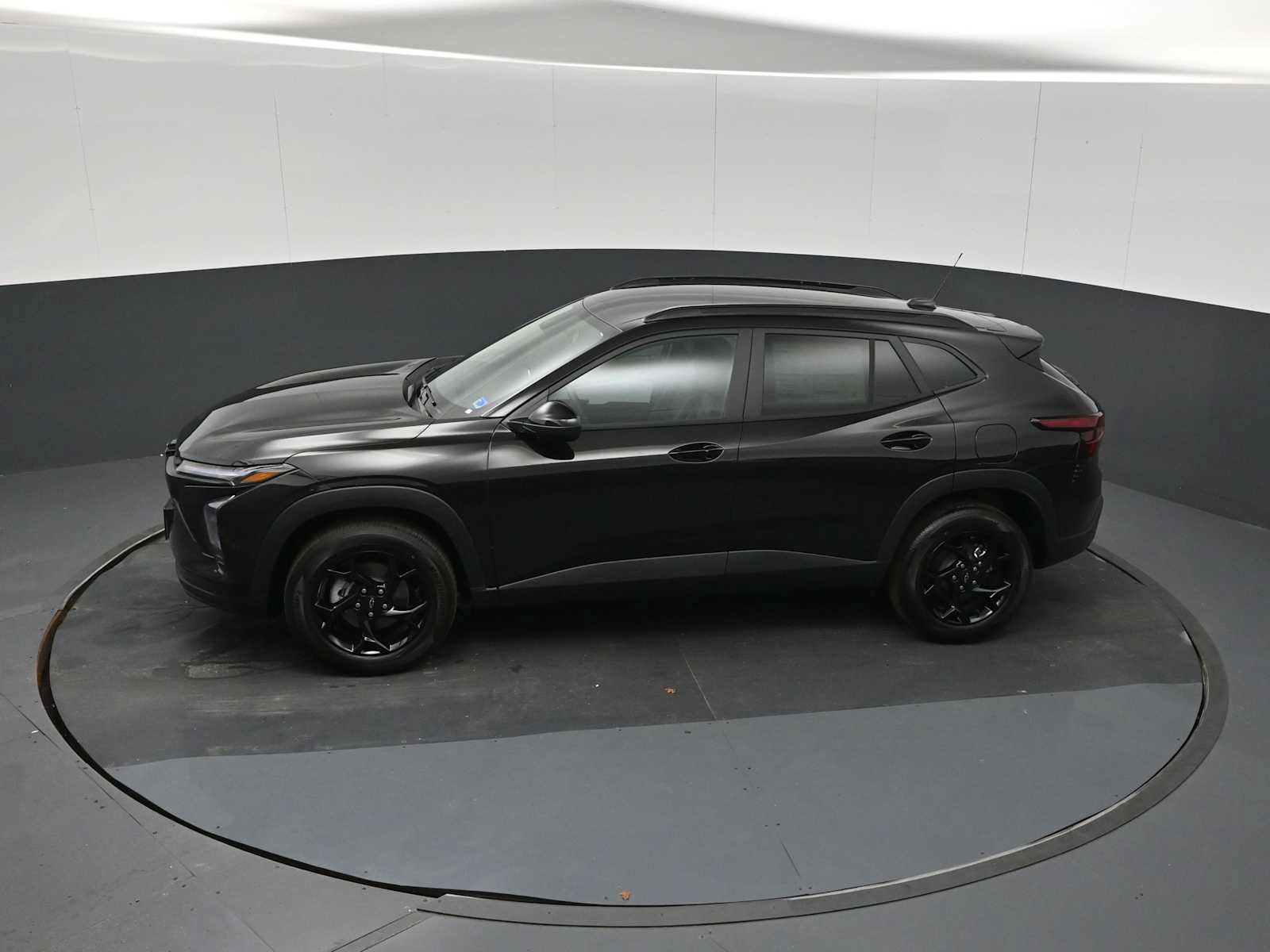 New 2026 Chevrolet Trax LT w/ Driver Confidence Package FWD image 13