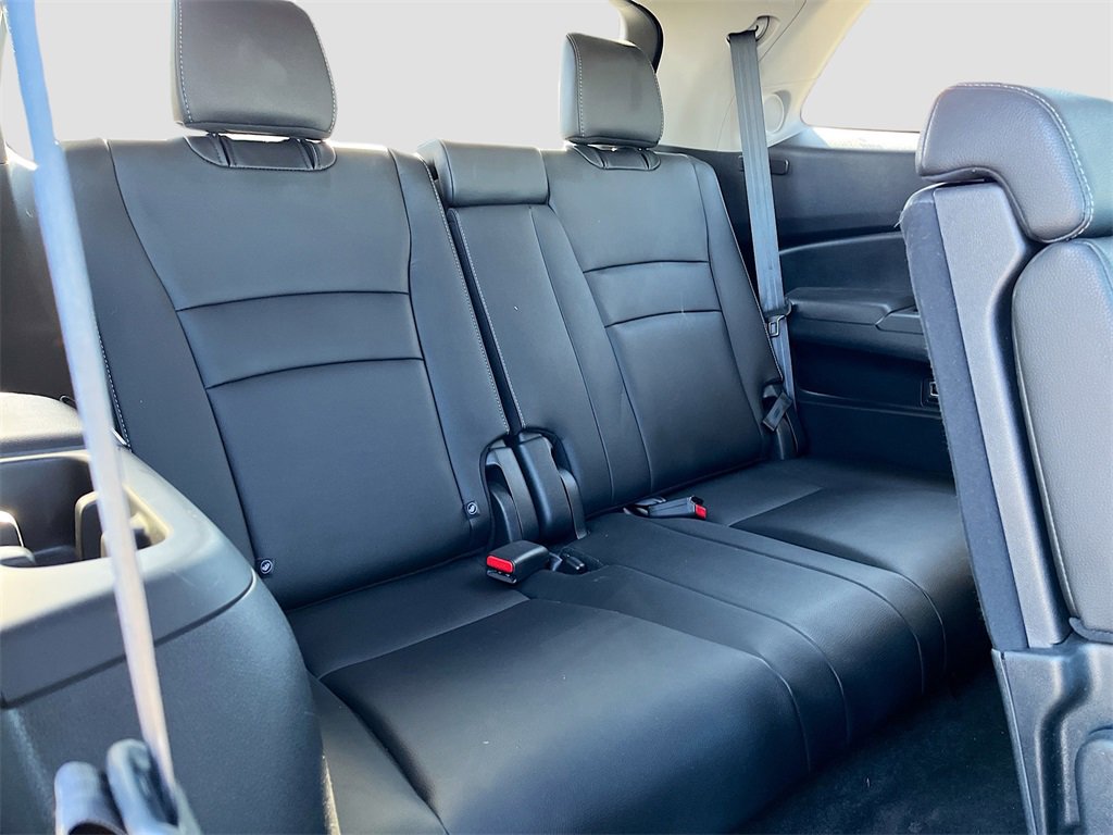 Used 2020 Honda Pilot Touring image 28