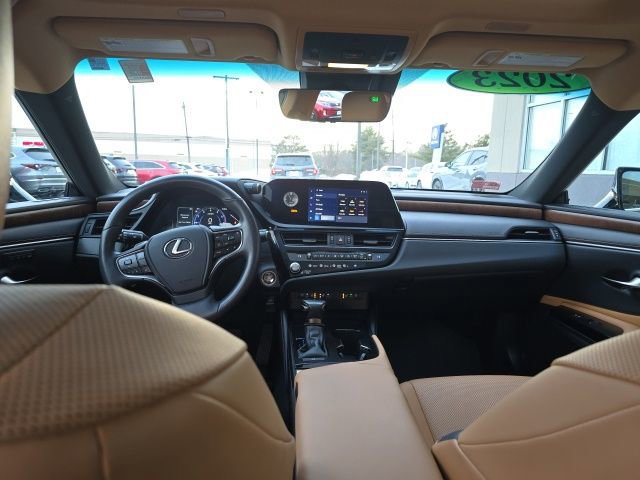 Used 2023 Lexus ES 350 w/ Premium Package image 13