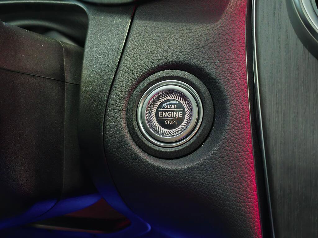 Used 2022 Mercedes-Benz GLC 300 4MATIC image 35