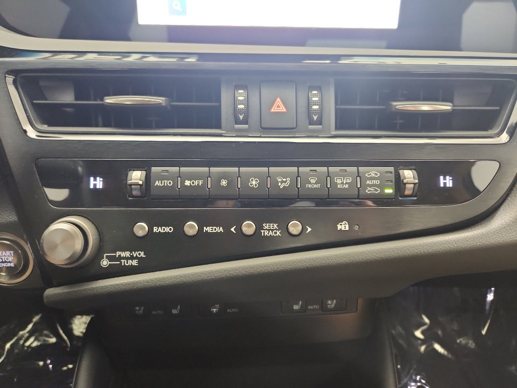 Used 2024 Lexus ES 350 Premium w/ Premium Package image 22