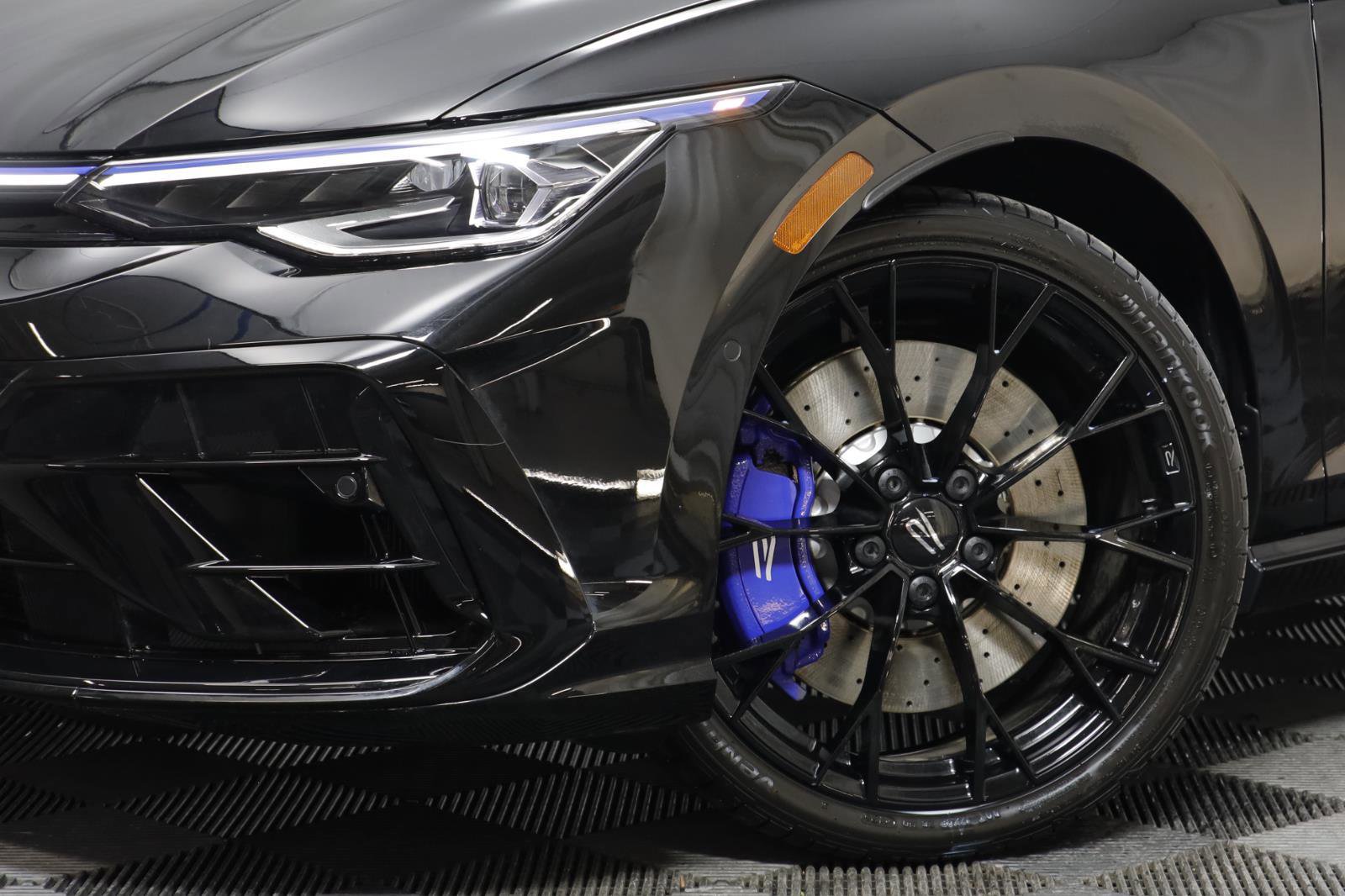 New 2026 Volkswagen Golf image 3