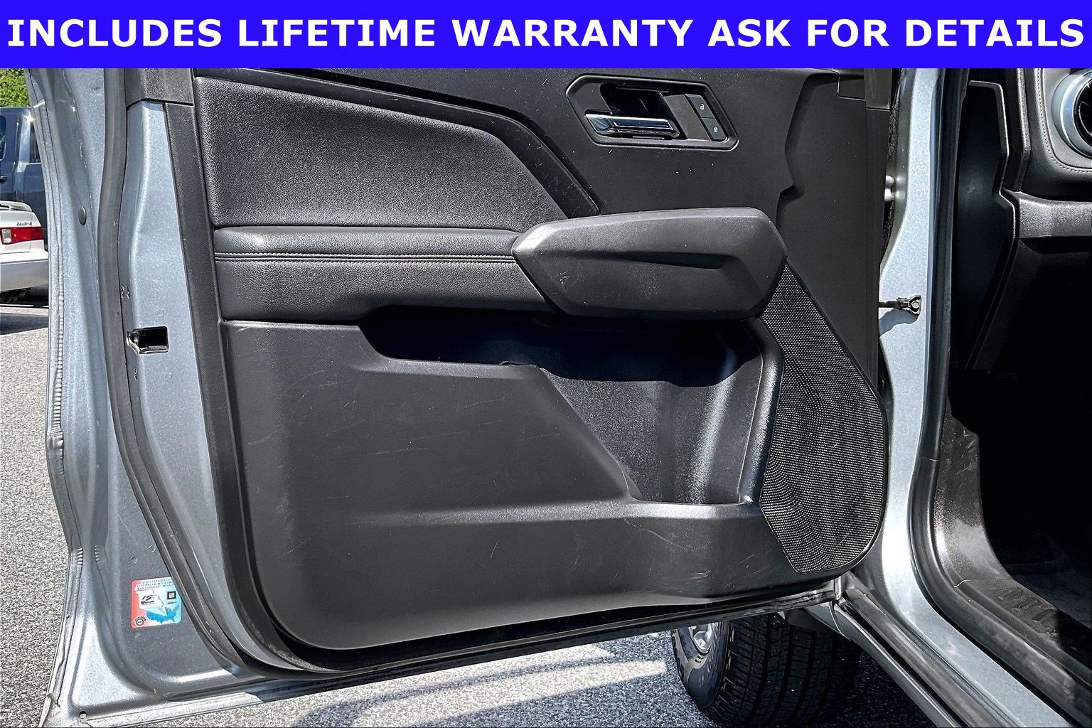 Used 2023 Chevrolet Colorado LT w/ LT Convenience Package AWD/4WD image 19
