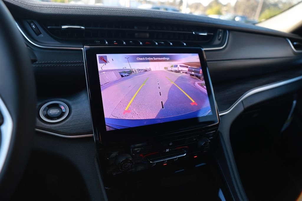 New 2025 Jeep Grand Cherokee Limited image 19