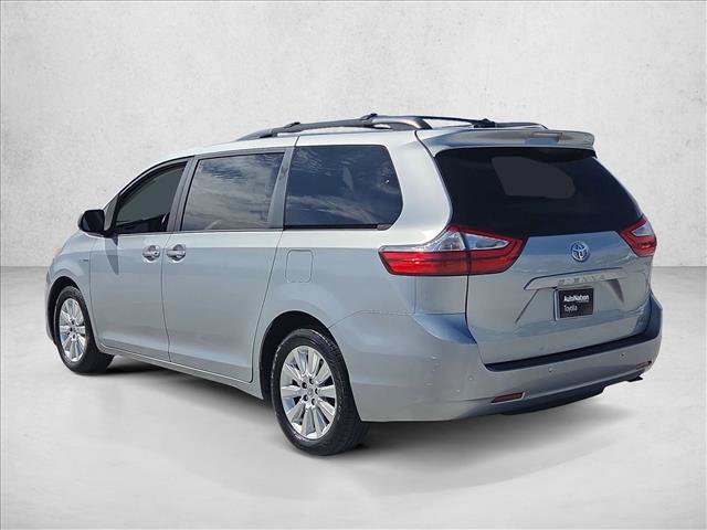 Used 2016 Toyota Sienna XLE w/ XLE Navigation Package AWD/4WD image 8