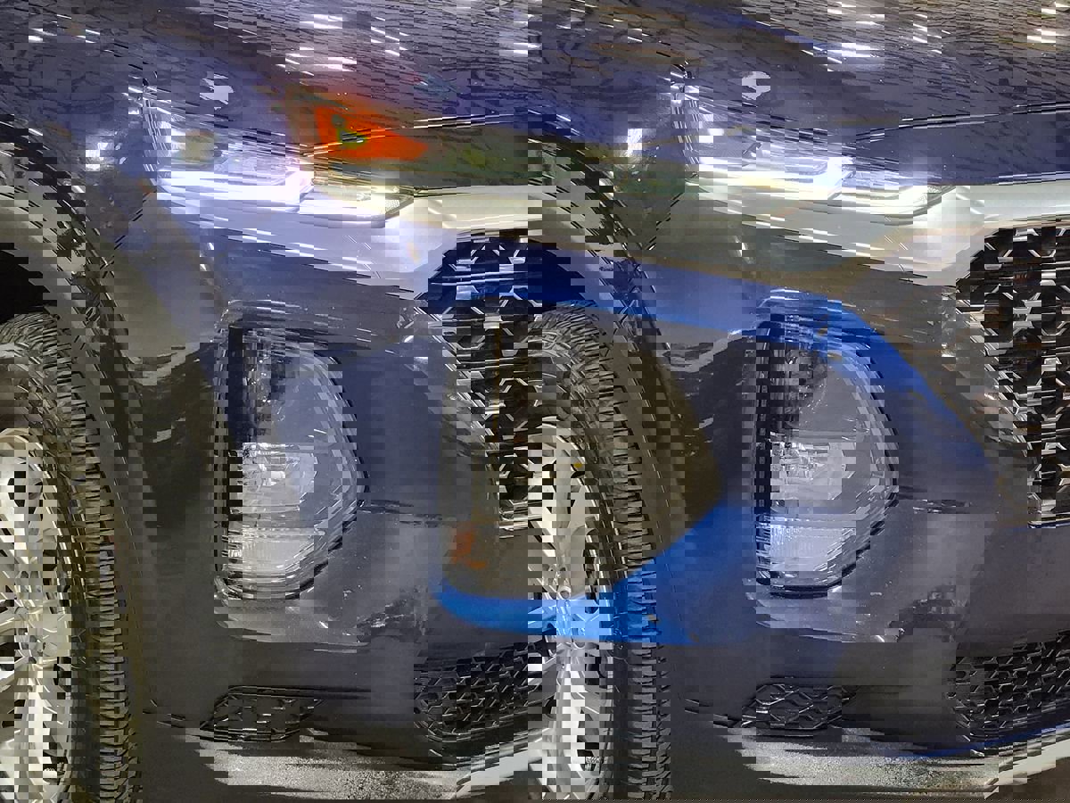 Used 2019 Hyundai Santa Fe SE image 13