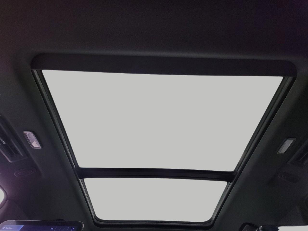 Used 2024 Chevrolet Tahoe High Country image 31