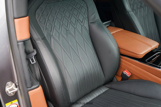 Used 2022 Bentley Flying Spur Plug-In Hybrid image 73