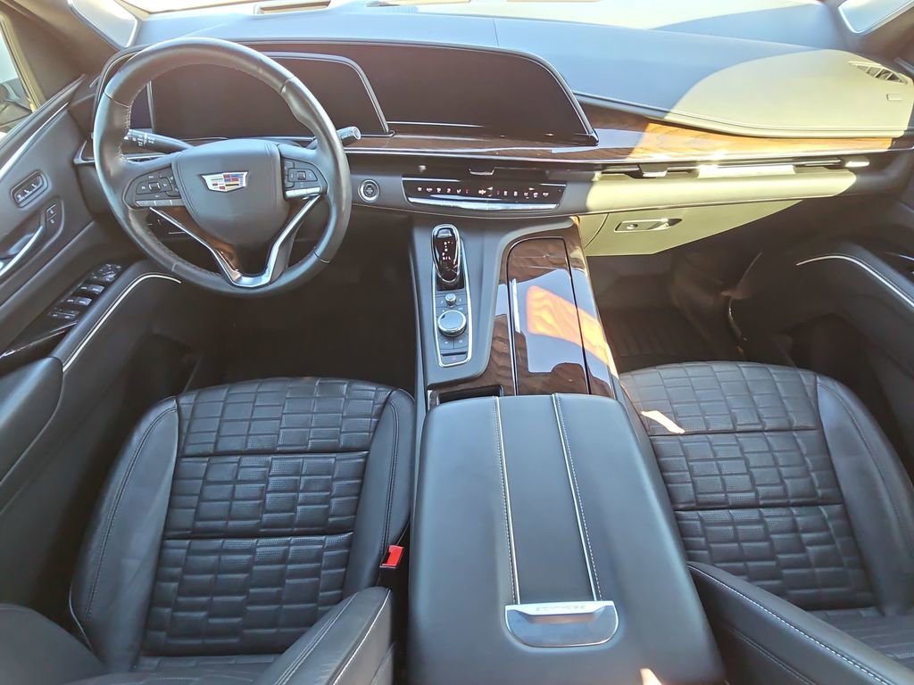 Used 2022 Cadillac Escalade Premium Luxury Platinum image 9
