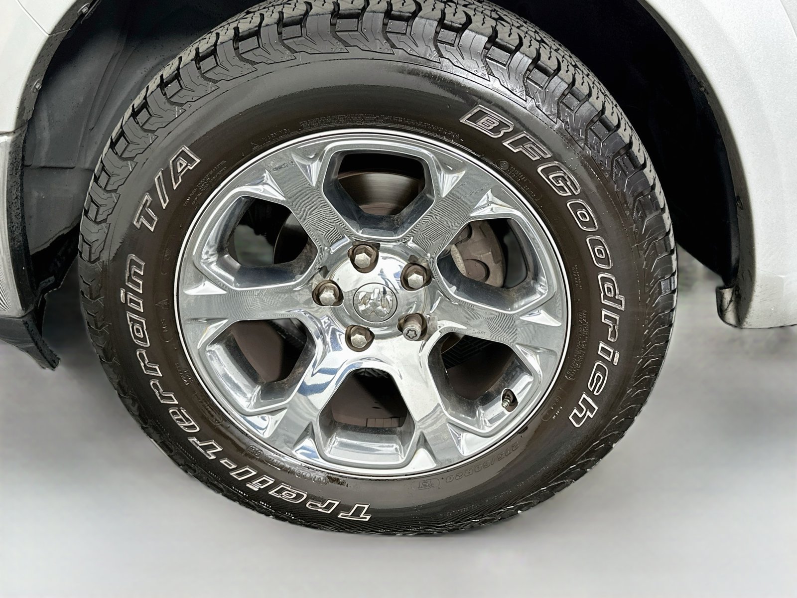 Used 2015 RAM 1500 Laramie w/ Convenience Group AWD/4WD image 34
