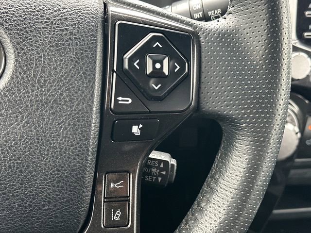 Used 2021 Toyota 4Runner Venture w/ Moonroof Package AWD/4WD image 21