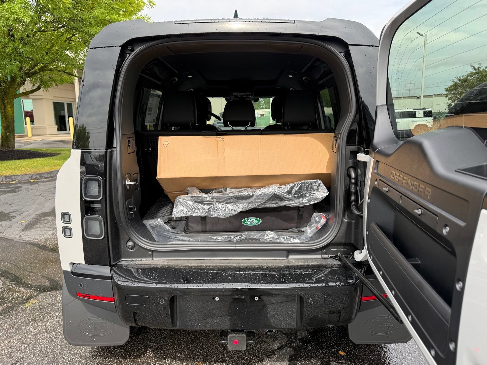 New 2026 Land Rover Defender 110 S AWD/4WD image 43