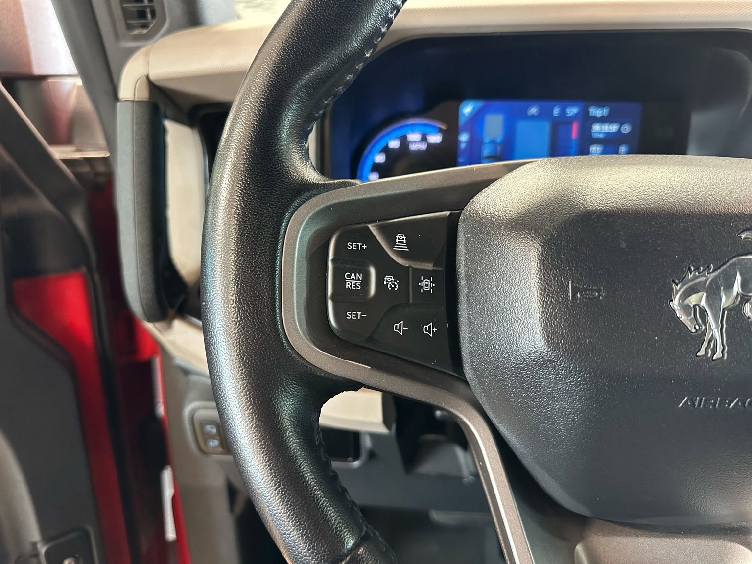 Used 2023 Ford Bronco Wildtrak image 18