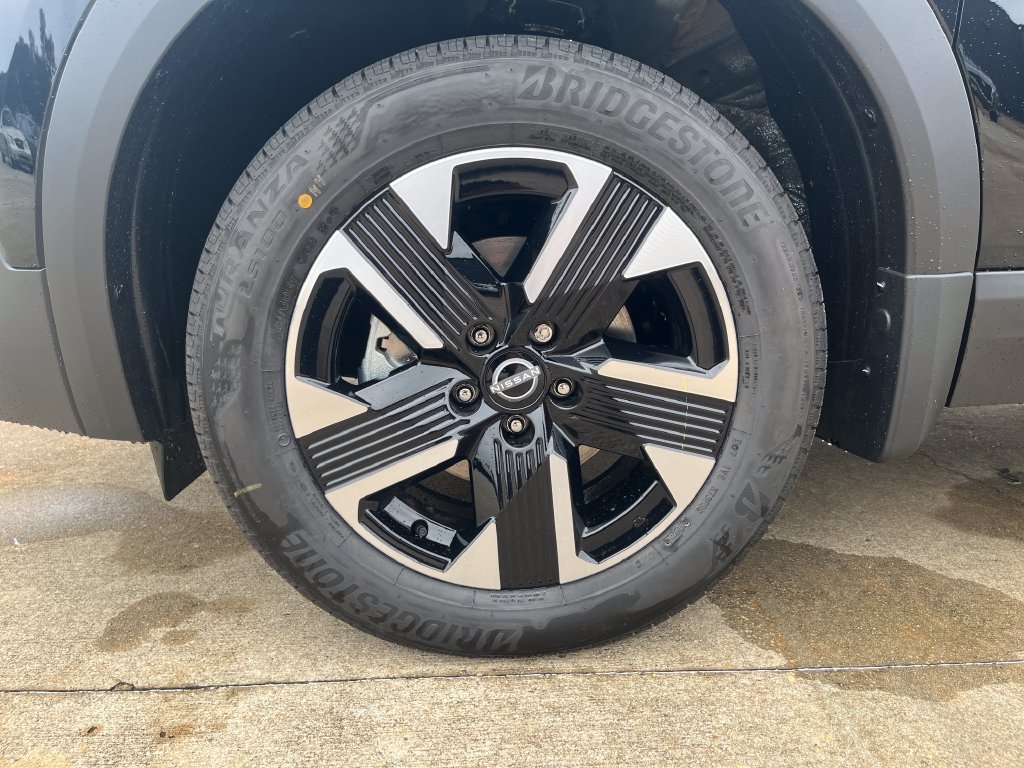 New 2027 Nissan Kicks SV AWD/4WD image 26
