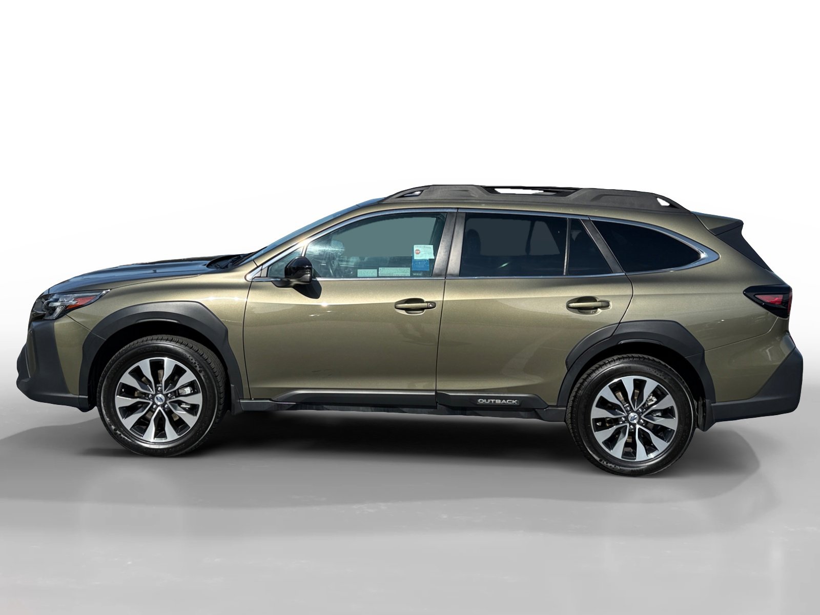 Certified 2024 Subaru Outback Limited AWD/4WD image 2
