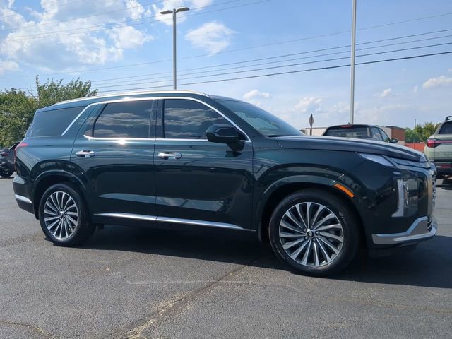 Used 2025 Hyundai Palisade Calligraphy AWD/4WD image 2