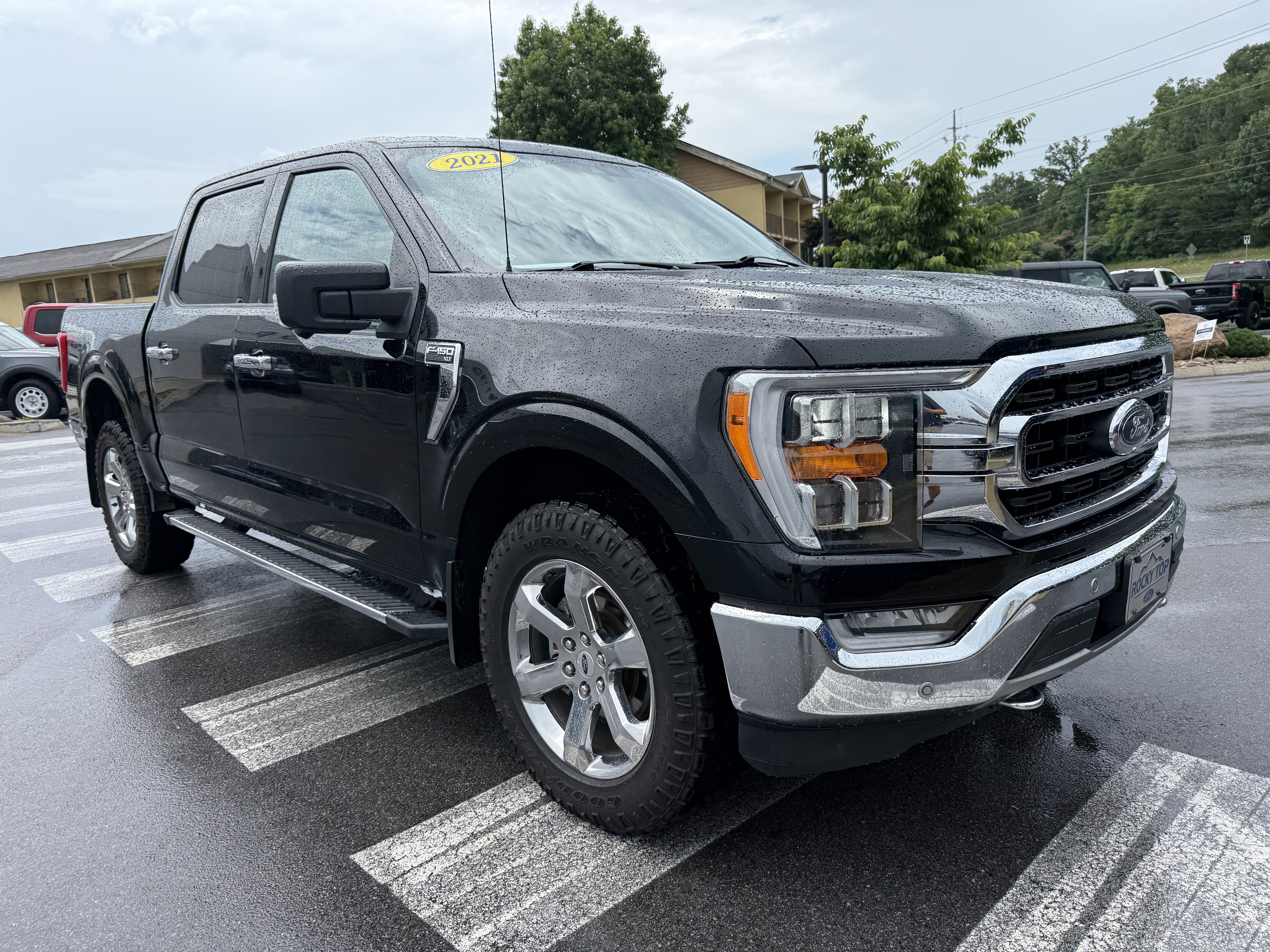 Used 2021 Ford F150 XLT w/ Equipment Group 302A High AWD/4WD image 3