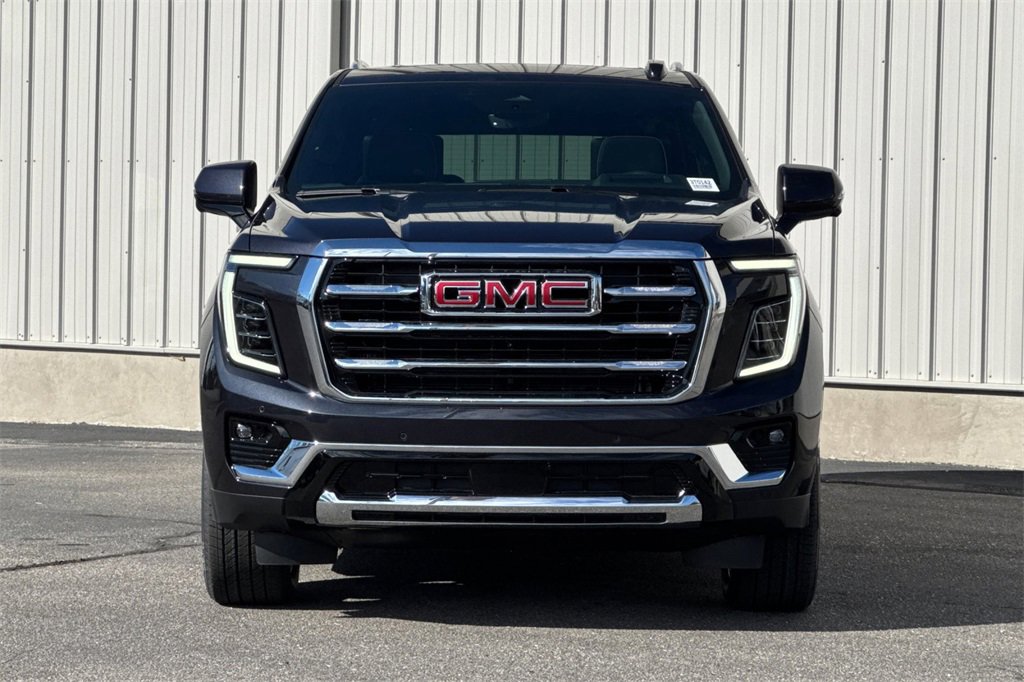 New 2026 GMC Yukon XL Elevation w/ Elevation Premium Package image 3