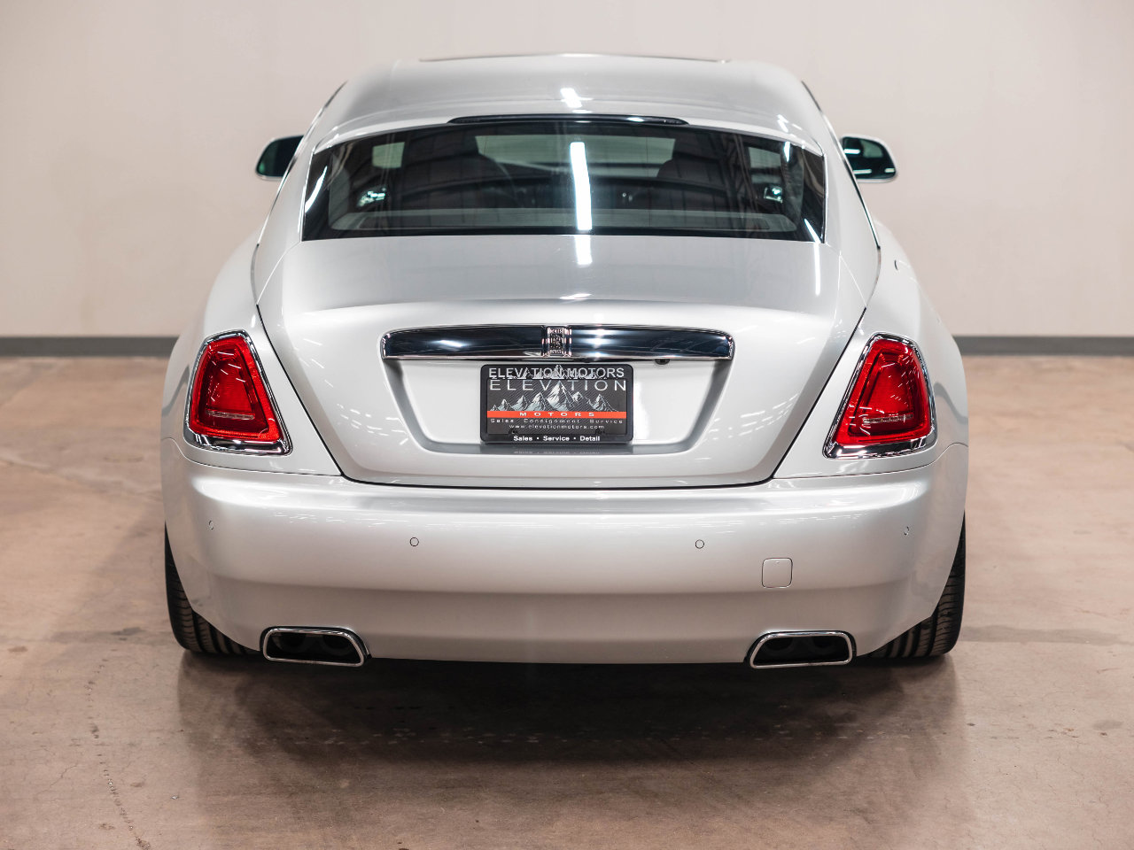 Used 2015 Rolls-Royce Wraith image 25