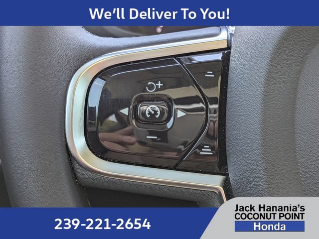 Used 2024 Volvo XC60 B5 Ultimate w/ Protection Package Premier AWD/4WD image 27