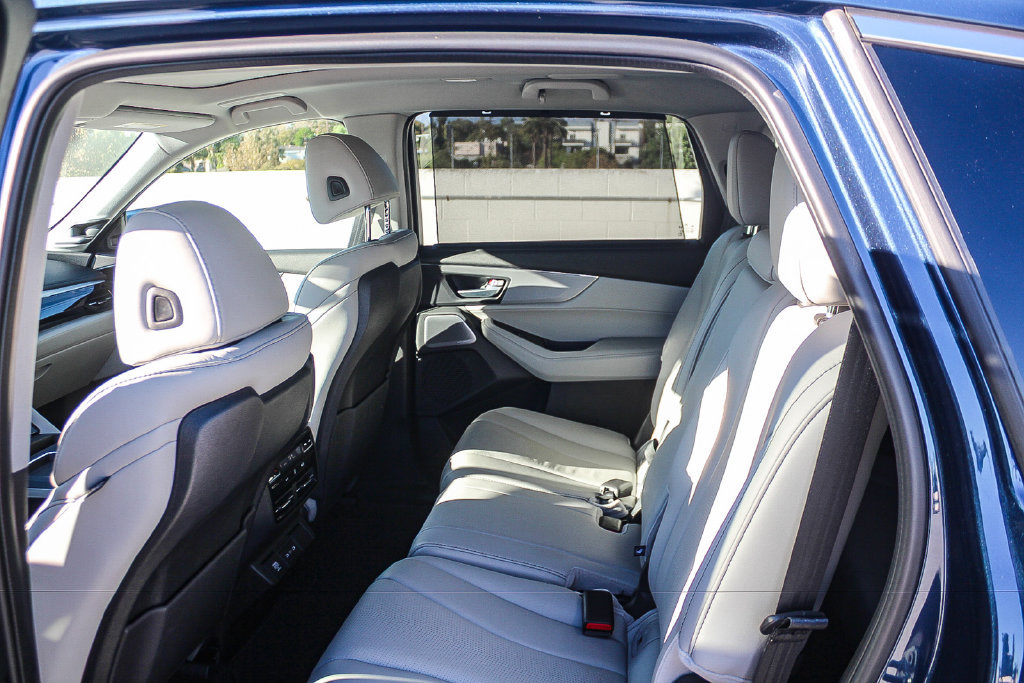 Used 2026 Acura MDX w/ Technology Package FWD image 19