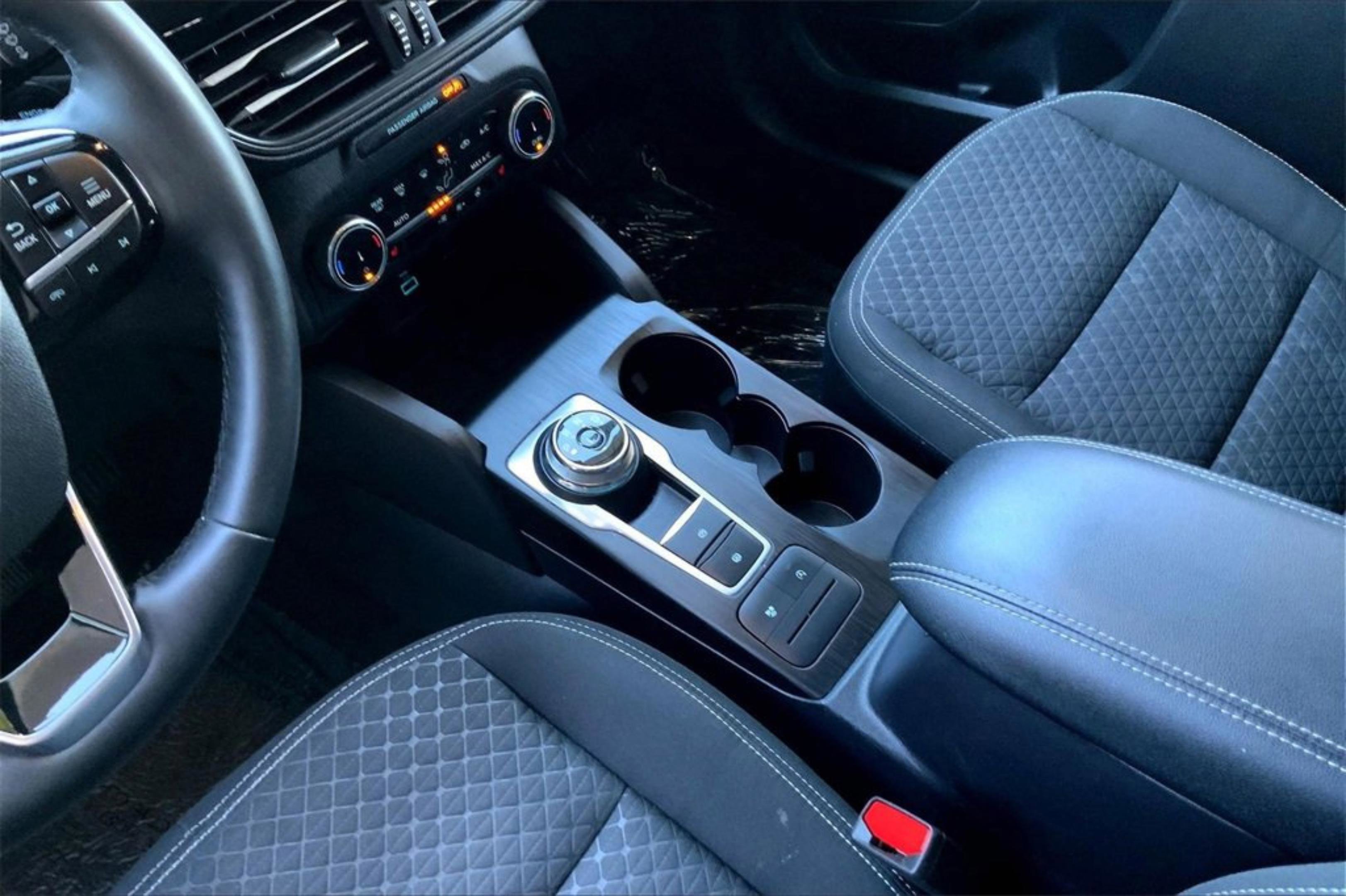 Used 2023 Ford Escape Active image 24