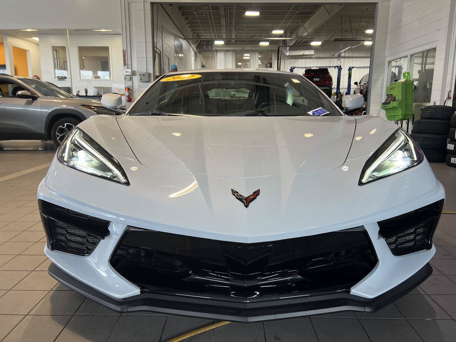 Used 2022 Chevrolet Corvette Stingray Coupe w/ Z51 Performance Package RWD image 2