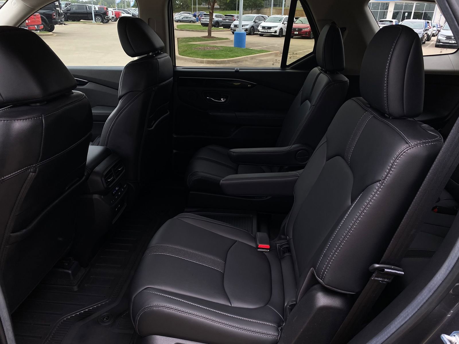 Used 2024 Honda Pilot EX-L image 28