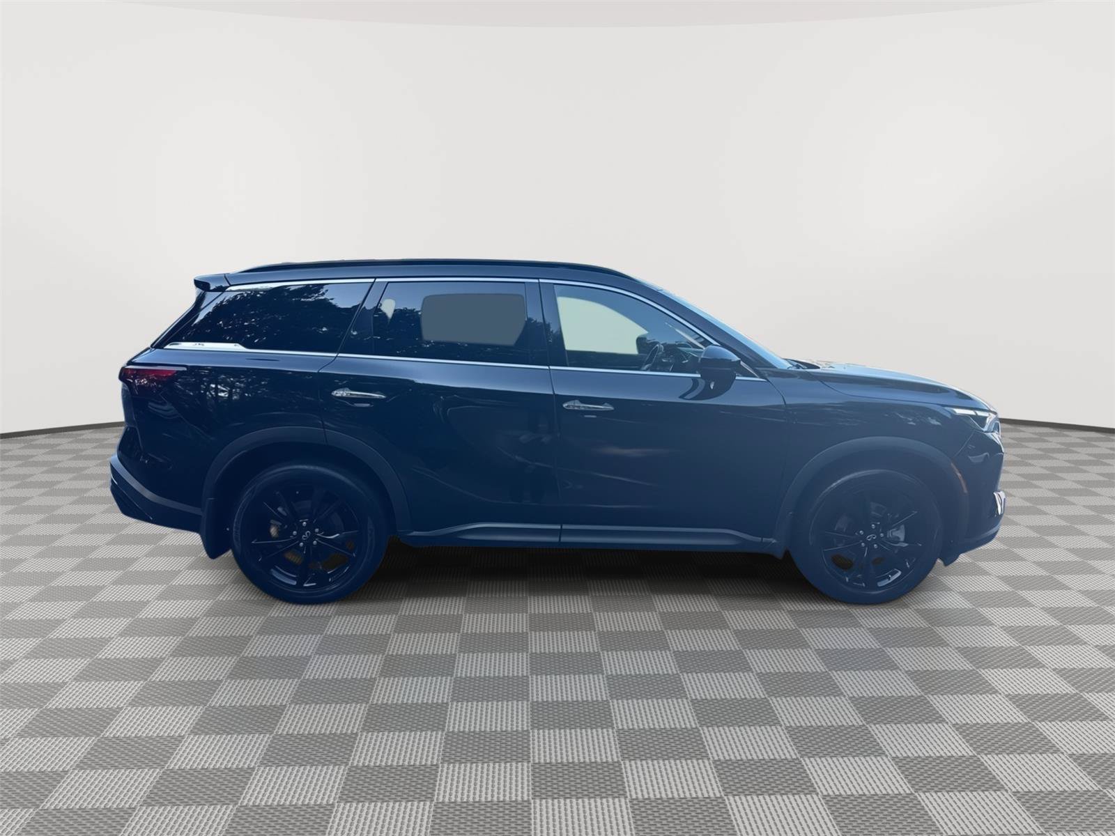 Used 2025 INFINITI QX60 Luxe w/ Black Edition FWD image 5