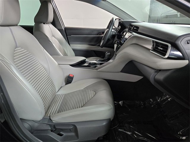 Used 2018 Toyota Camry SE image 22