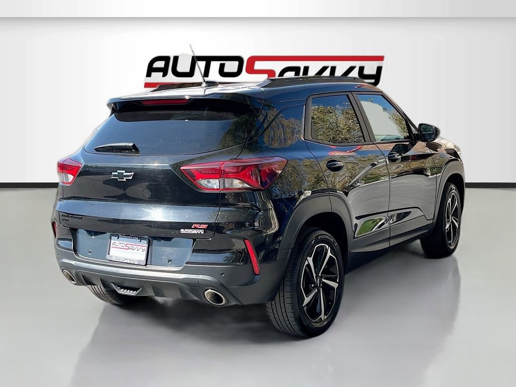 Used 2023 Chevrolet TrailBlazer RS w/ Sun and Liftgate Package image 7