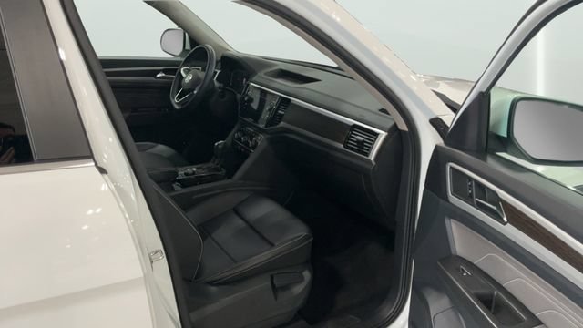 Used 2023 Volkswagen Atlas SE AWD/4WD image 13