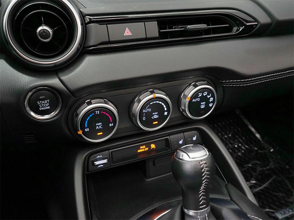 Used 2024 MAZDA MX-5 Miata RF Grand Touring image 16