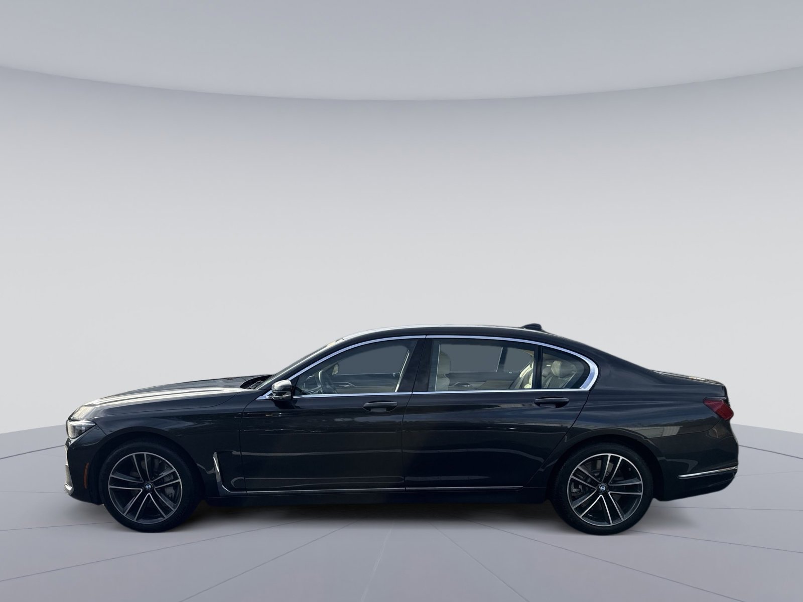 Used 2020 BMW 750i xDrive w/ Autobahn Package image 8