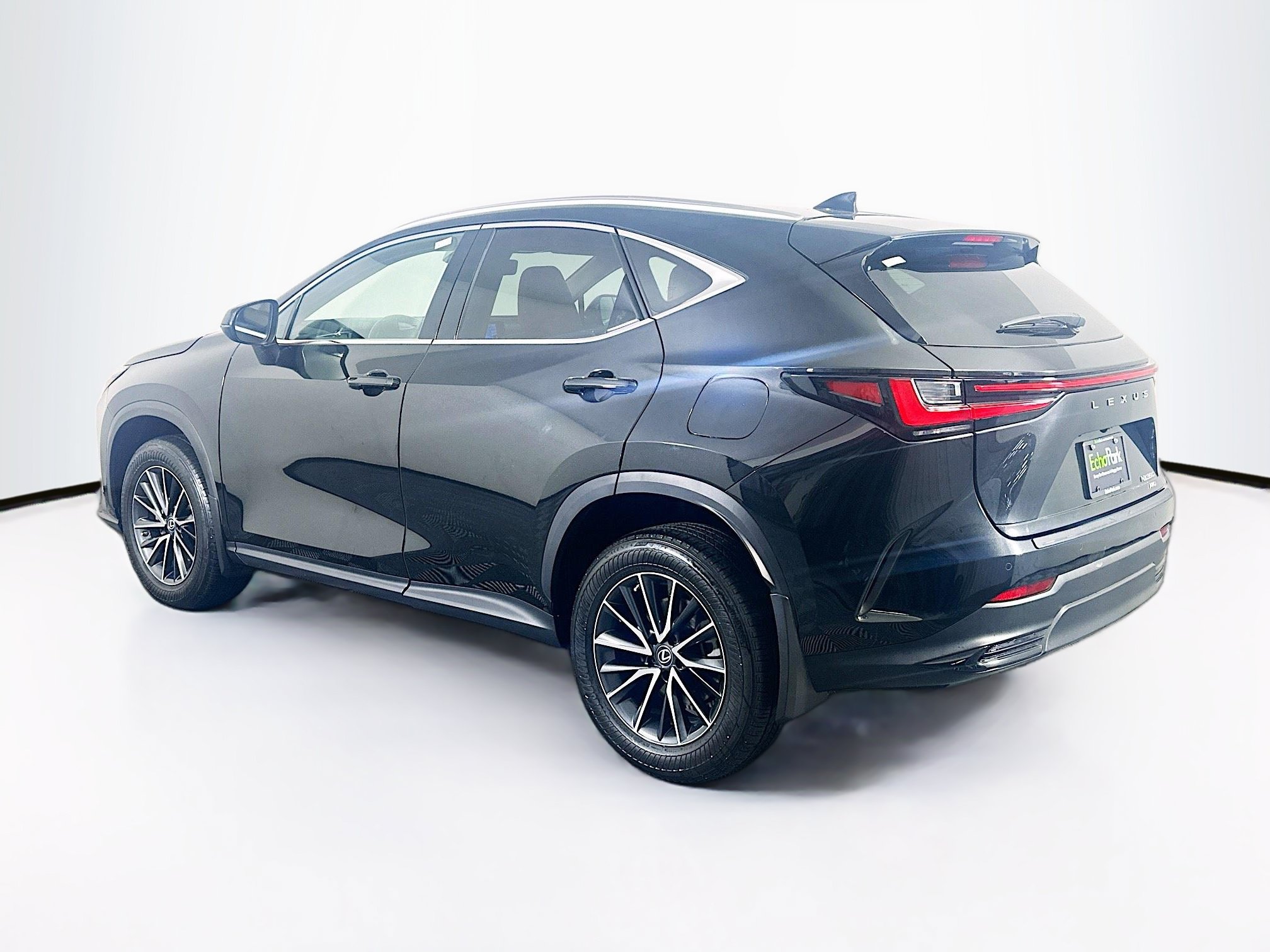 Used 2023 Lexus NX 350 AWD image 5