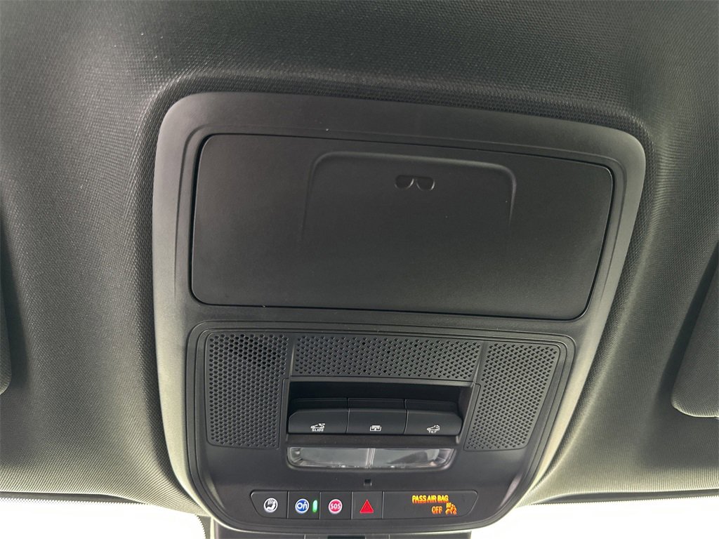 New 2025 Buick Enclave Sport Touring w/ Power Package image 27