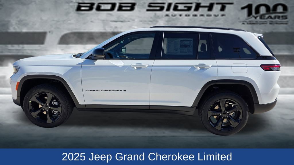 New 2025 Jeep Grand Cherokee Limited w/ Black Appearance Package image 3