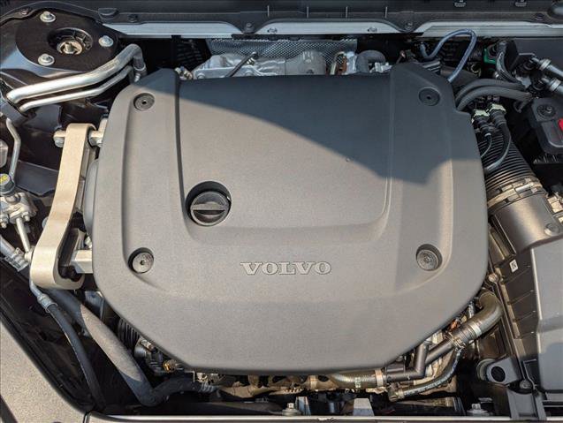 Used 2025 Volvo XC90 B6 Plus AWD/4WD image 24